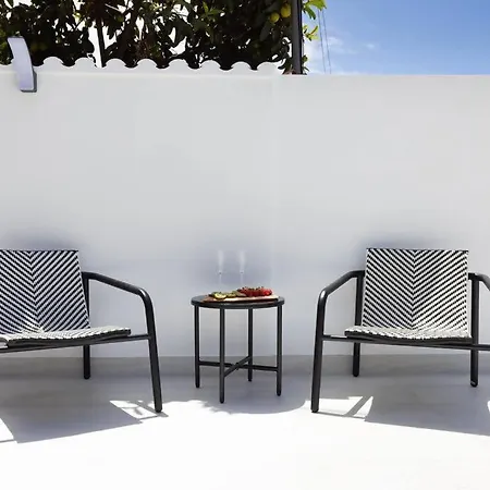 Sunny Island Villa