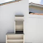 Sunnyland Vila *